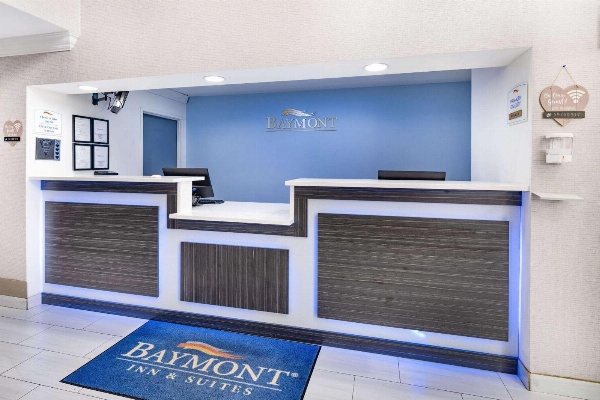 Baymont by Wyndham Gurnee Main image